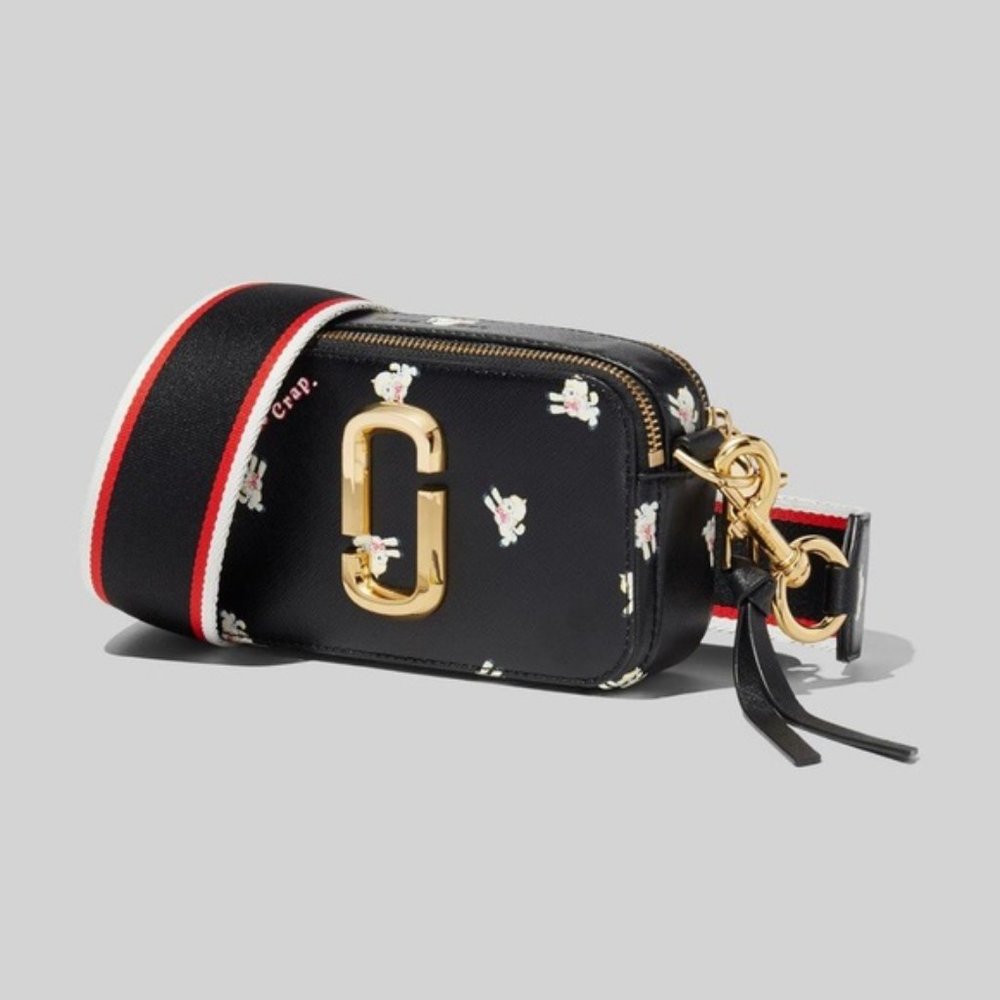 The Marc Jacobs x Magda Archer Snapshot